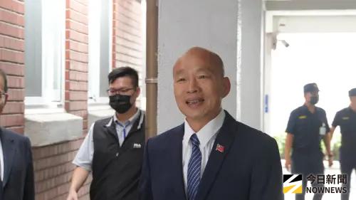 郝龍斌不出席藍黨魁辯論！跑來家裡喝西西里　韓國瑜臉書吐這句
