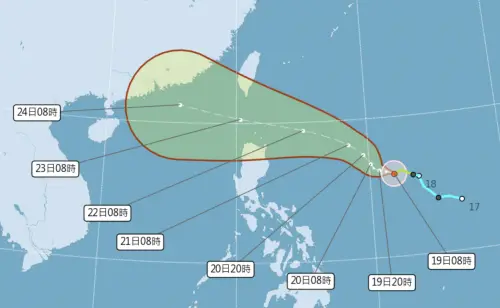 ▲樺加沙颱風在週日會逐漸往台灣東南方海面靠近，如果路徑較偏北，南台灣受影響的幅度更明顯。（圖／中央氣象署cwa.gov.tw）