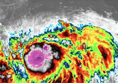 樺加沙颱風路徑很危險！南台灣暴風圈侵襲率破50%　威力上看強颱
