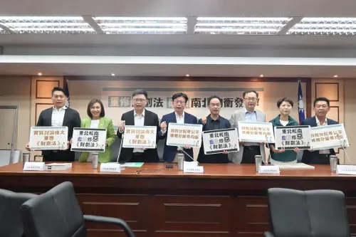 北部富到流油、南部窮到流浪！綠營4首長喊話修《財劃法》
