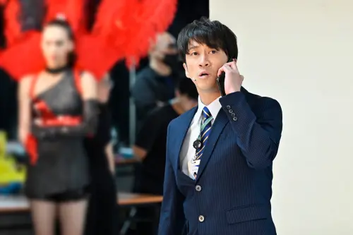 王偉忠排練舞台劇伸手月下偷桃　人夫陳漢典護種：先不要還有用！
