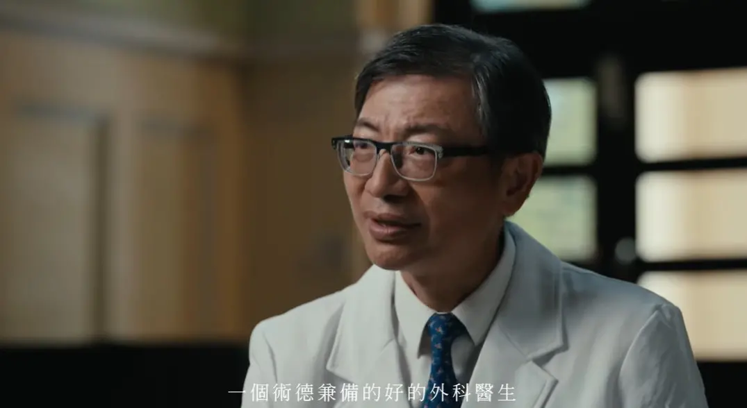 ▲台大醫院外科部主任陳晉興拍攝影片招募住院醫師。（圖／台大醫院外科部提供）