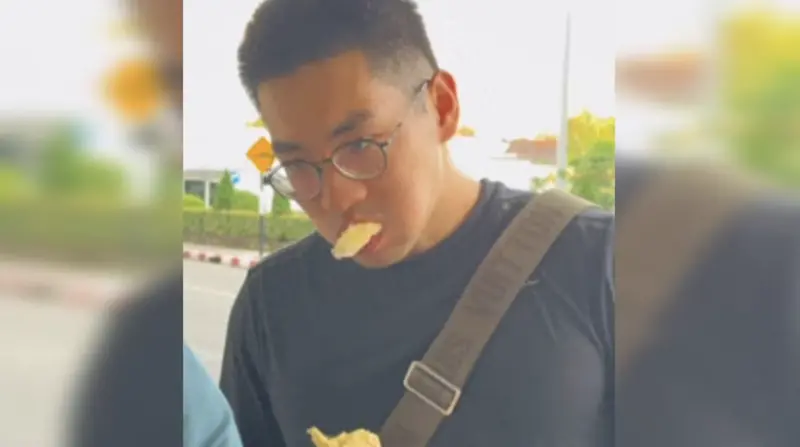 ▲李先生一家人在清邁機場外火速吞完榴槤，直呼「吃到懷疑人生」。（圖／翻攝自廣州日報）