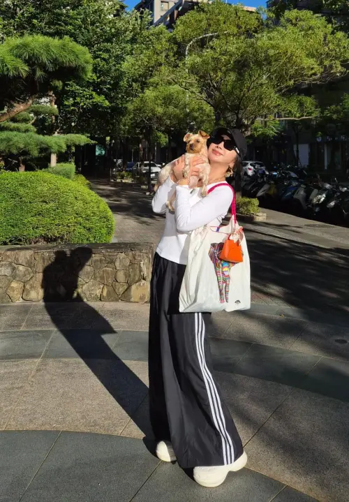 ▲陳美鳳曾經歷經一場失敗的婚姻，還花6000萬跨海打官司。（圖／翻攝自臉書@陳美鳳 MeiFen）