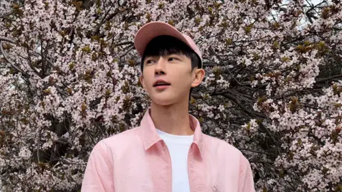 ▲不少人質疑于朦朧的死因不單純。（圖／翻攝自于朦朧微博）