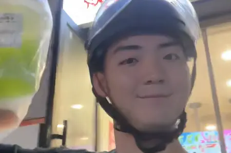 24歲舒辰沒戲拍當外送員登熱搜！真實收入曝　樂觀喊：可緩解焦慮
