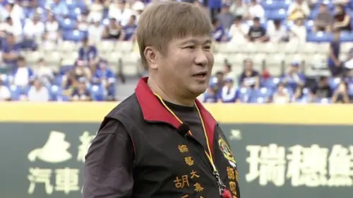 66歲胡瓜錄影重摔跌倒！屁股、尾椎著地現況曝光　驚險畫面嚇壞眾
