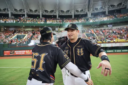 中職／旅美時期獲陳金鋒「四字箴言」！胡金龍一點就通：很簡單吧
