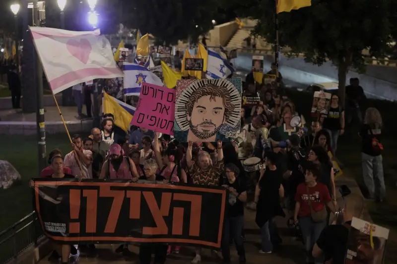    ▲以色列人質的家屬在耶路撒冷舊城進行集會。（圖／美聯社／達志影像）  