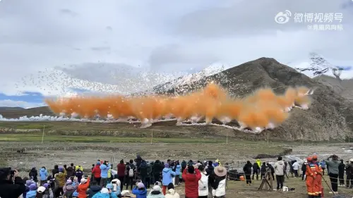 喜馬拉雅山放煙火「炎上」了！官方介入調查　始祖鳥、蔡國強道歉
