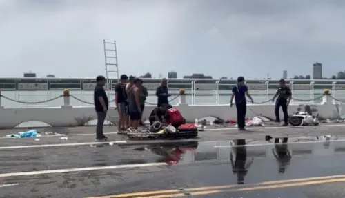 高雄澄清湖驚悚車禍！小貨車撞上祖孫三代　61歲阿嬤遭拋飛墜湖
