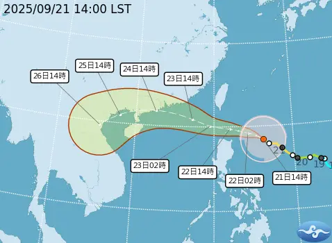 ▲颱風樺加沙已增強為強颱，陸上警報將在下午5時30分發布，路徑持續往西北靠近台灣。（圖／中央氣象署cwa.gov.tw）