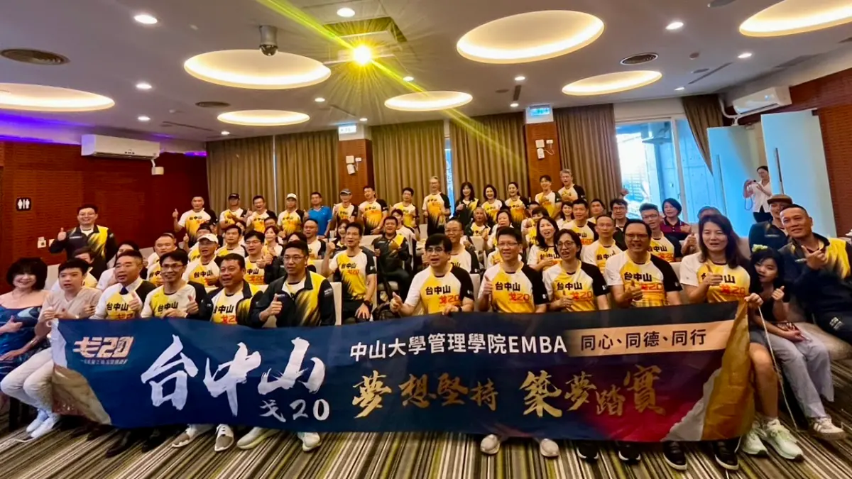 ▲中山大學戈20勇闖戈壁挑戰賽。（圖／ 記者陳美嘉翻攝）