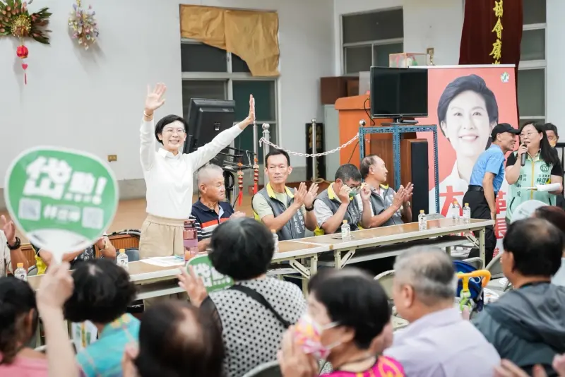 ▲立法委員林岱樺今天於高雄市梓官區舉辦地方建設座談會，現場湧入上百名里民熱情參與。（圖／立委林岱樺辦公室提供）