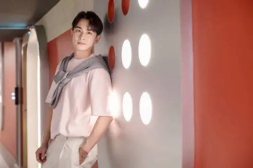 ▲陳謙文、方馨。（圖／經紀公司提供）