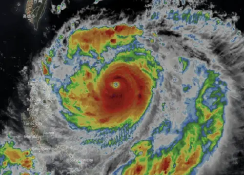 強颱樺加沙來襲！菲律賓低窪地停班停課　台灣和菲國疏散沿海居民
