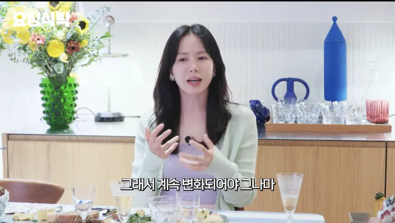 ▲孫藝真（如圖）上節目時分享自己在《愛的迫降》拍攝期間，就已經對玄彬有好感。（圖／요정재형 YouTube）