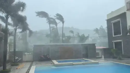 樺加沙颱風「怪物等級」強風有多猛？追風達人揭菲巴丹島恐怖現況
