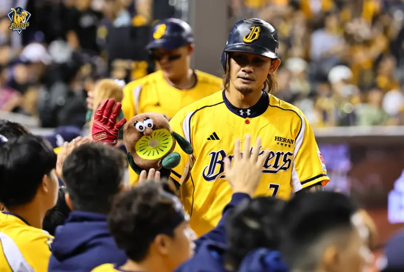 ▲中信兄弟張志豪8月28日滑壘受傷，為右膝十字韌帶撕裂，經與醫生溝通後，決定做重建手術，再拚明年重返賽場。（圖／中信兄弟提供）