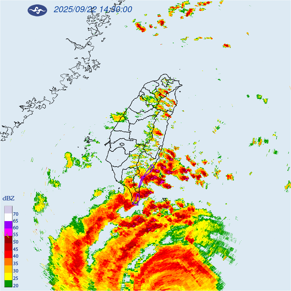 快訊／樺加沙颱風發威！大雷雨轟炸台東屏東　注意雷擊、劇烈降雨
