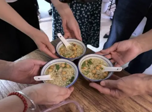 ▲大家都想來碗阿里山茶味飄香的桂式咖啡。（圖／嘉義移民署提供）