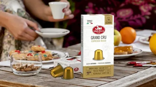 ▲義大利百年烘焙工藝SAQUELLA全新咖啡膠囊系列正式登台。（圖／ 翻攝畫面）