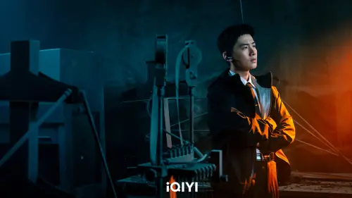 白敬亭變超壯！《不眠日》化身西裝暴徒　大肌肉被封行走的賀爾蒙
