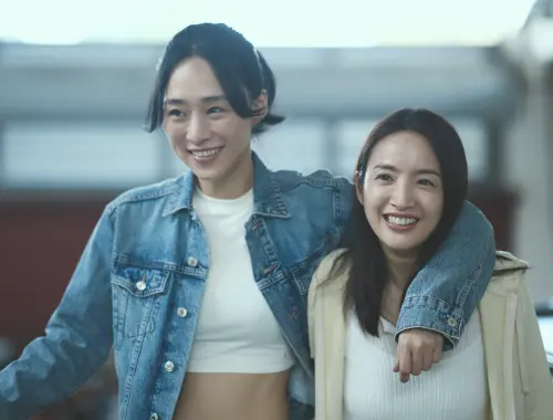 林依晨初戀變兒子女友！《失明》衝擊全場　Ella深深感動兩度讚好
