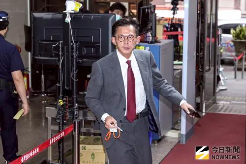 巷仔內／宛如台版水門案？黃國昌被爆從監督變跟監「人設崩毀」
