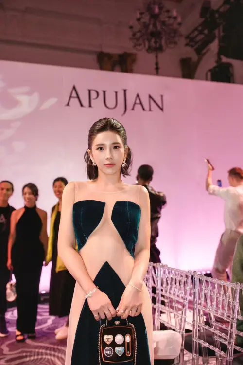 ▲壯壯在倫敦時尚週的造型十分大膽。（圖／壯壯提供）