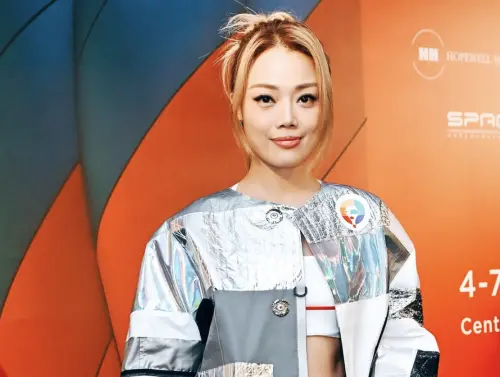 樺加沙颱風攪局容祖兒差點要搭貨機飛上海！搶機位心有餘悸竟胃痛
