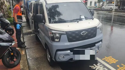 北市停車格驚見「男子陳屍後座」民眾目擊急報警！死者身分曝光了
