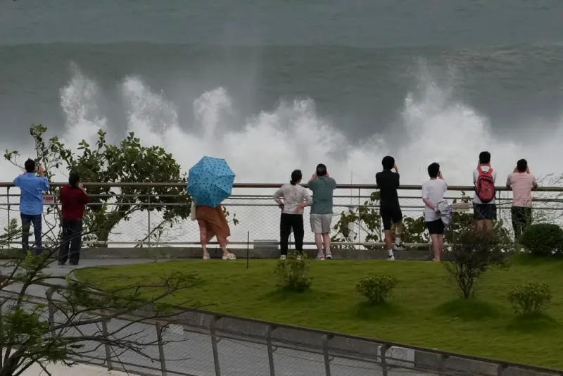 樺加沙颱風逼近廣東！超市架上剩這根「廣州人颱風都不買的菜」