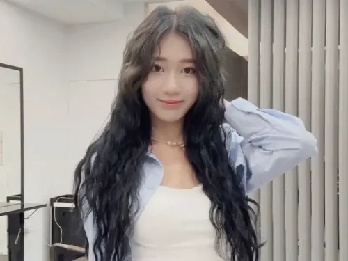 微精接髮！AT國際髮型旗艦打造最自然的女神髮量
