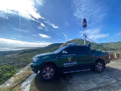 ▲花蓮救災，海巡花東分署出動機動式紅外線熱影像車支援。（圖／海巡署提供）