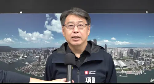 ▲ 陳其邁姓名遭人冒用，發布放假颱風的假訊息，新聞局長項賓和表示，市府已報案，警方也開始查辦，並呼籲類似這樣的行為有可能已構成違法。 （圖／高市府提供）