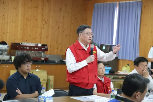 卓榮泰憤而離席去勘災！行政院：傅崐萁沒提建議又偏離主題
