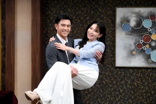 黃玉榮白目夫妻爆紅！德馨飆台式英語金句：one two three再go
