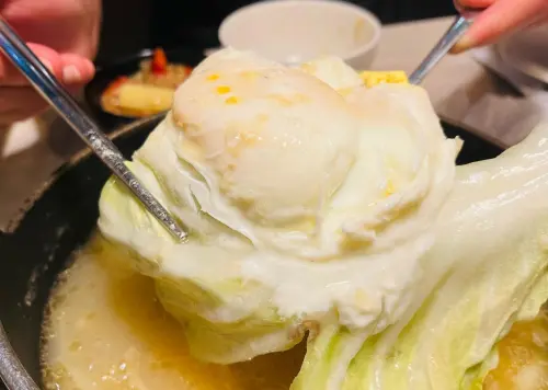 ▲有網友實測成功，但強調可能會讓蛋液與高麗菜黏在一塊。（圖／翻攝Threads）