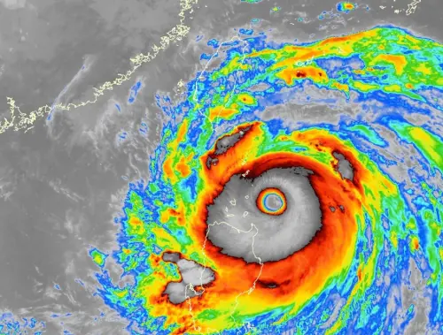 ▲樺加沙成為2025年最強颱風，移動期間對台灣帶來狂風、暴雨、巨浪，更間接釀成「花蓮馬太鞍溪堰塞湖溢流」事件。（圖／中央氣象署cwa.gov.tw）
