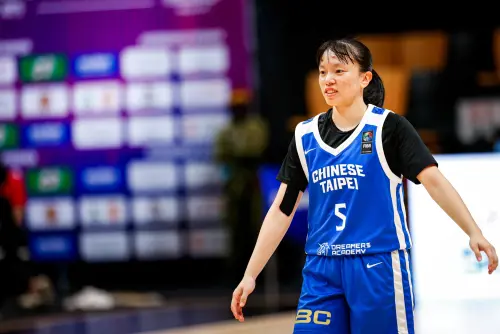 ▲身高165公分的林念臻，本戰對上澳洲先發出賽16分鐘攻下11分，為全隊最高。（圖／取自FIBA）