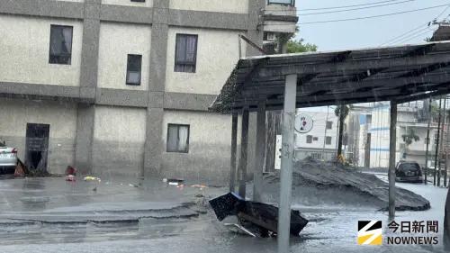 ▲花蓮馬太鞍溪堰塞湖溢流重創光復鄉。（圖／讀者提供）