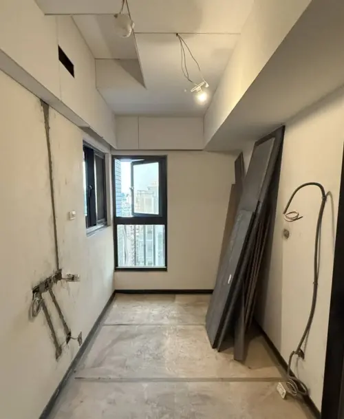 ▲受災戶家中工程全面停擺。（圖／住宅消保會提供）