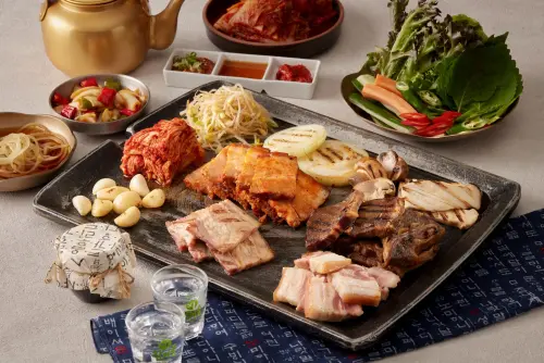 ▲台北喜來登飯店的「十二廚」即日起至11月30日推出「韓國美食節」，吃得到最正宗口味的烤肉。（圖／台北喜來登提供）