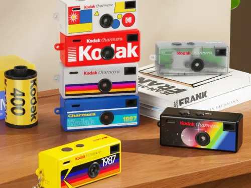 柯達Charmera盲盒迷你相機爆紅！「款式、售價、哪裡買」一次全收
