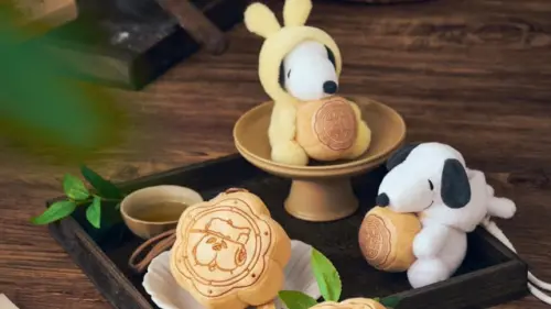 威秀影城「史努比月餅」2025中秋節吊飾、玩偶開賣！周邊價格一覽
