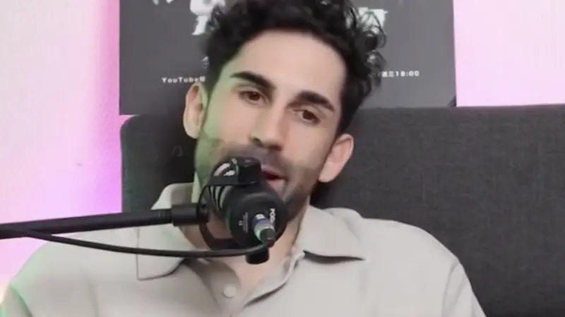 ▲法籍YouTuber「酷」（如圖）打造火紅網路實境《中文怪物》，近日Podcast節目《澤毛好奇》分享幕後祕辛，坦言壓力大到暴哭、1週只睡3小時，同時預告奪下冠軍人選，跌破眾人眼鏡。（圖／翻攝自澤毛好奇IG＠zemaohow7）