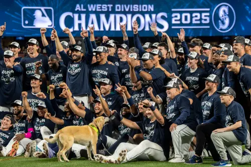 水手奪美聯西區冠軍！球迷淚喊等了24年　一朗封神年代回憶再現
