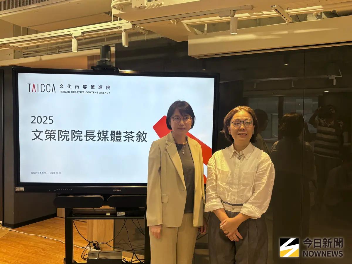 ▲文化內容策進院新任院長王敏惠（左）、董事長王時思（右）。（圖／記者李青縈攝）