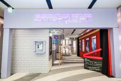 ▲BLACKPINK成員JISOO信義區快閃店。（圖／寬寬整合）